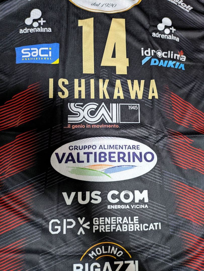 ★石川祐希 ペルージャ　黒ユニフォーム　ゲーム　シャツ　バレーボール　XL