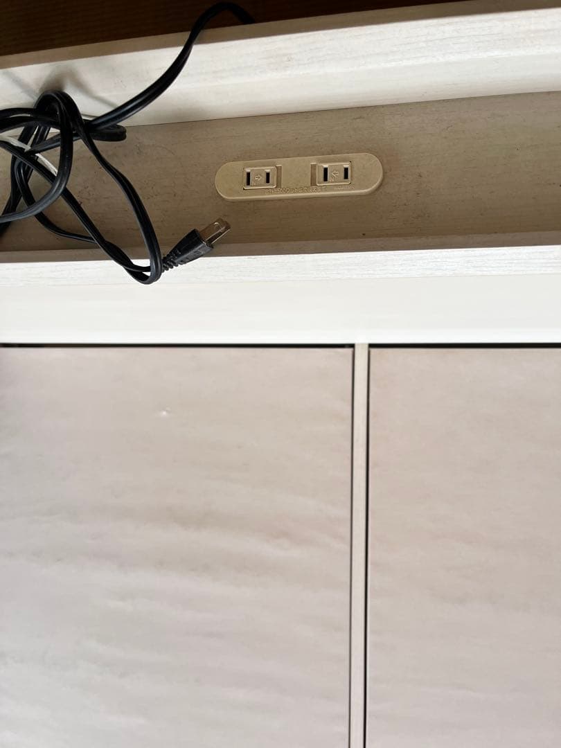 木製ダブルベッドフレーム 収納棚付き（コンセント2個口）