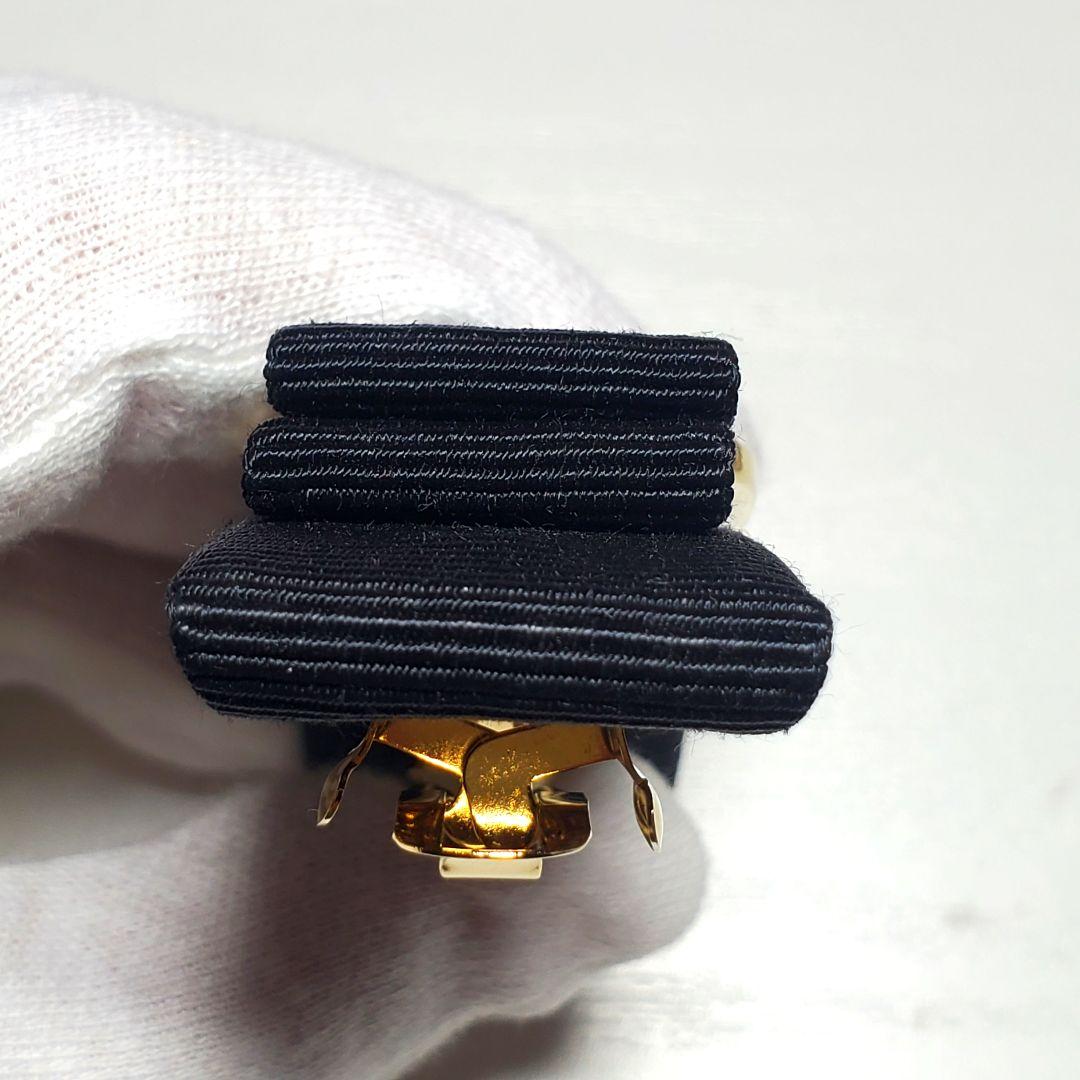 【週末限定セール☆極美品】フェラガモ ヴァラ バレッタ 黒×ゴールド h012