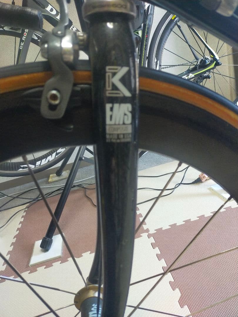 エムクンQUINTANA ROO ロードバイク 650C ZIPPホイール