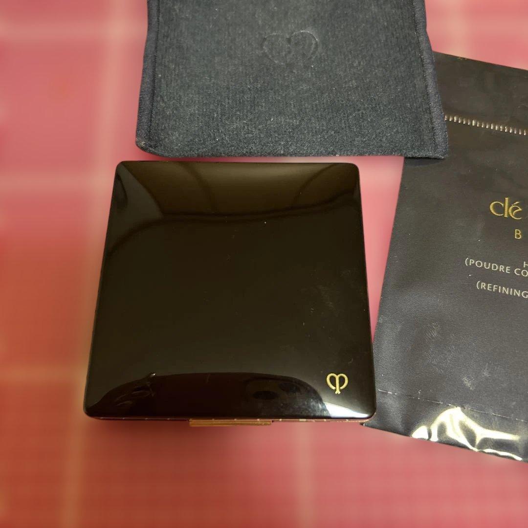 クレドポーボーテ プードルコンパクトエサンシエルｎ エレガントスリム 使用品