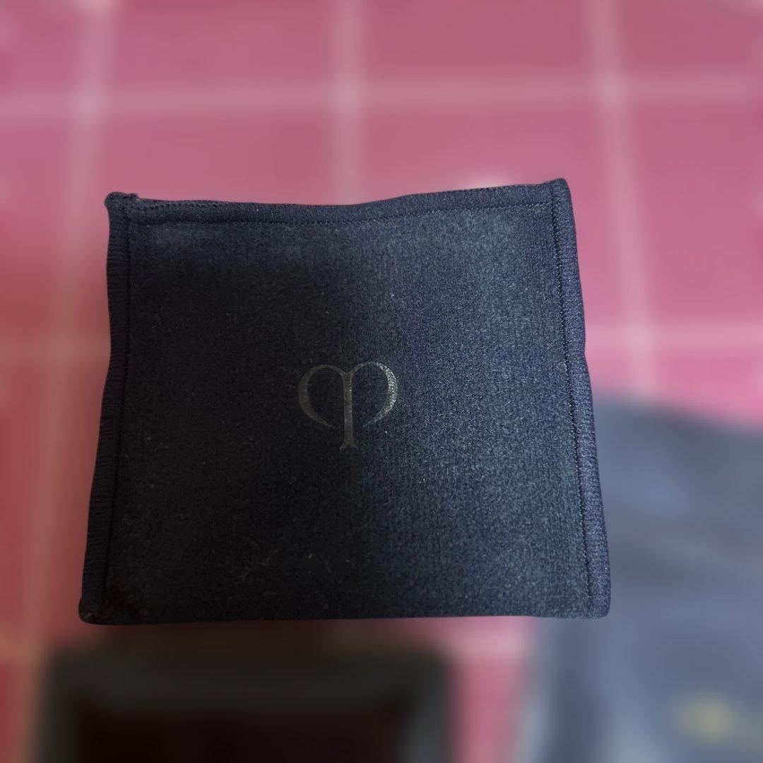 クレドポーボーテ プードルコンパクトエサンシエルｎ エレガントスリム 使用品