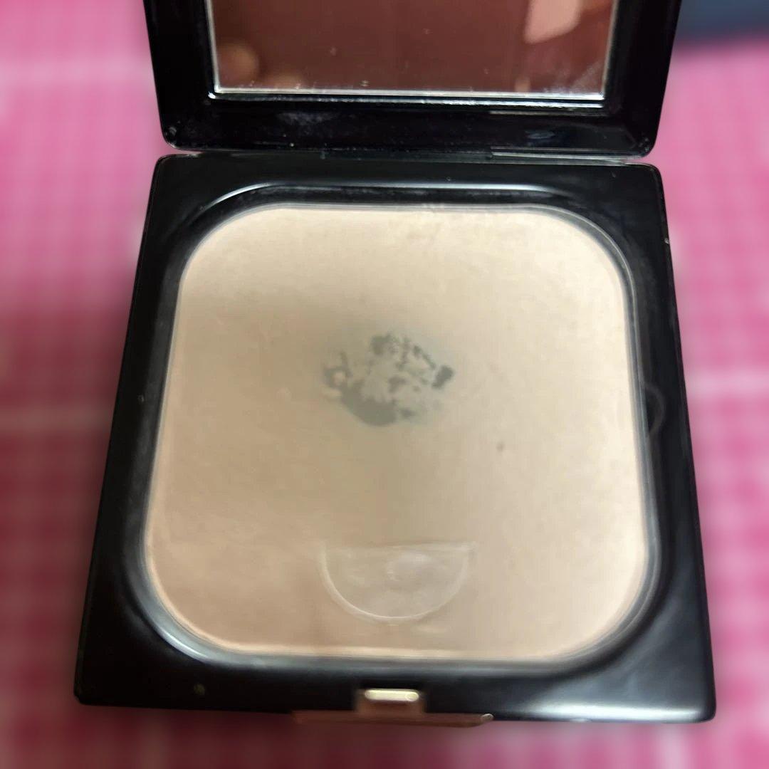 クレドポーボーテ プードルコンパクトエサンシエルｎ エレガントスリム 使用品