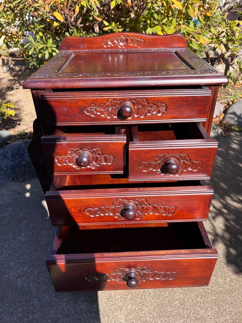 アンティーク調 キャスター付 サイドチェスト マガジンラック 彫刻 木製