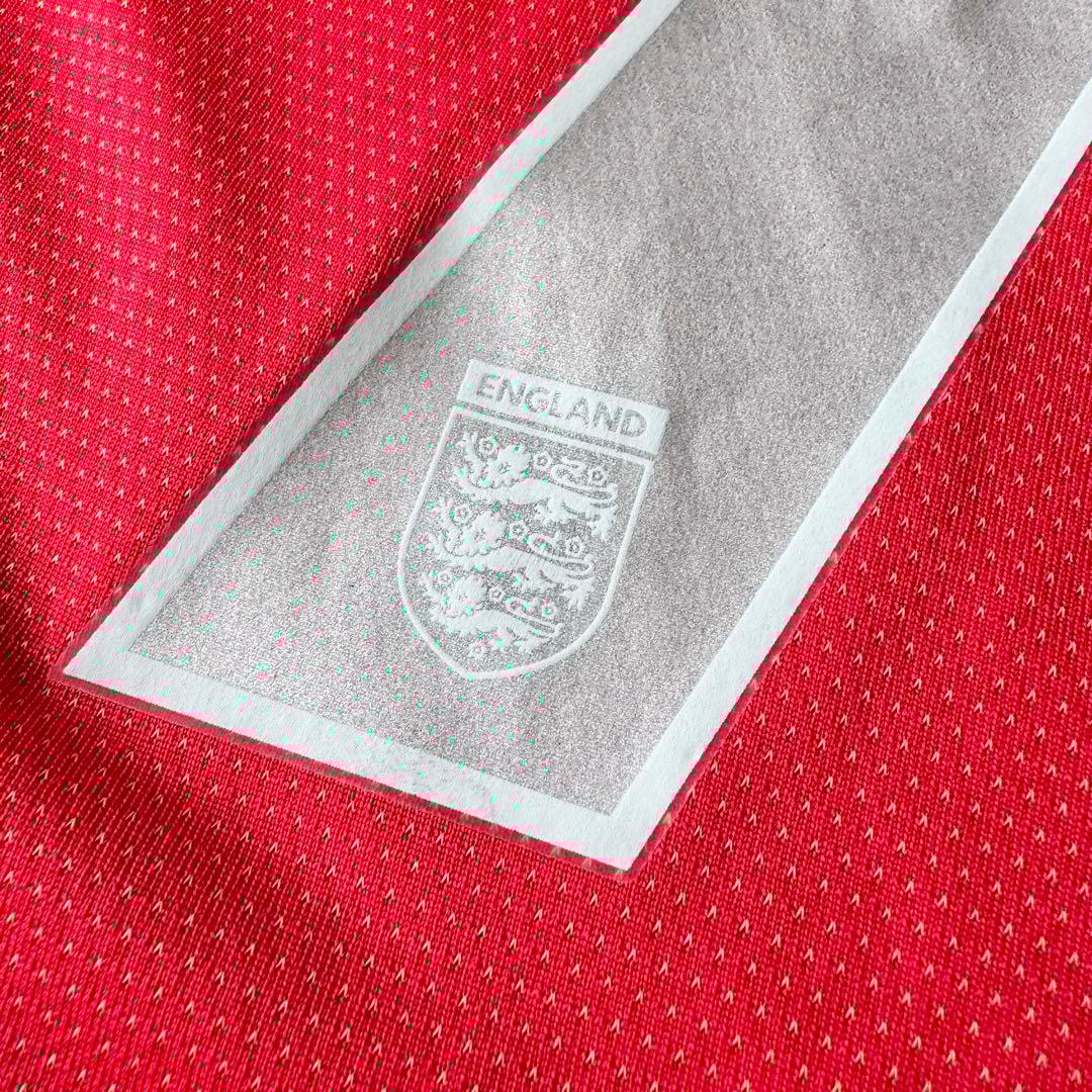 【新品・紙タグ付き】デビッド・ベッカム ＃７ イングランド代表 ２００４（A）