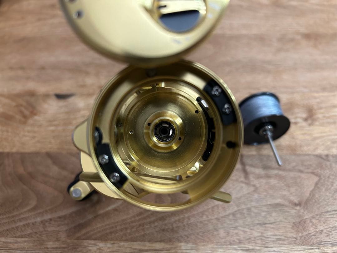 カルカッタコンクエスト200H 21年モデル