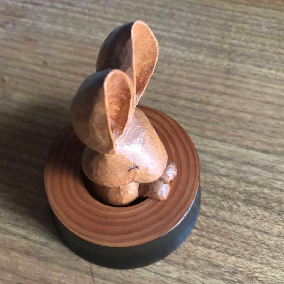 ウサギの木彫り　和歌山　龍神村