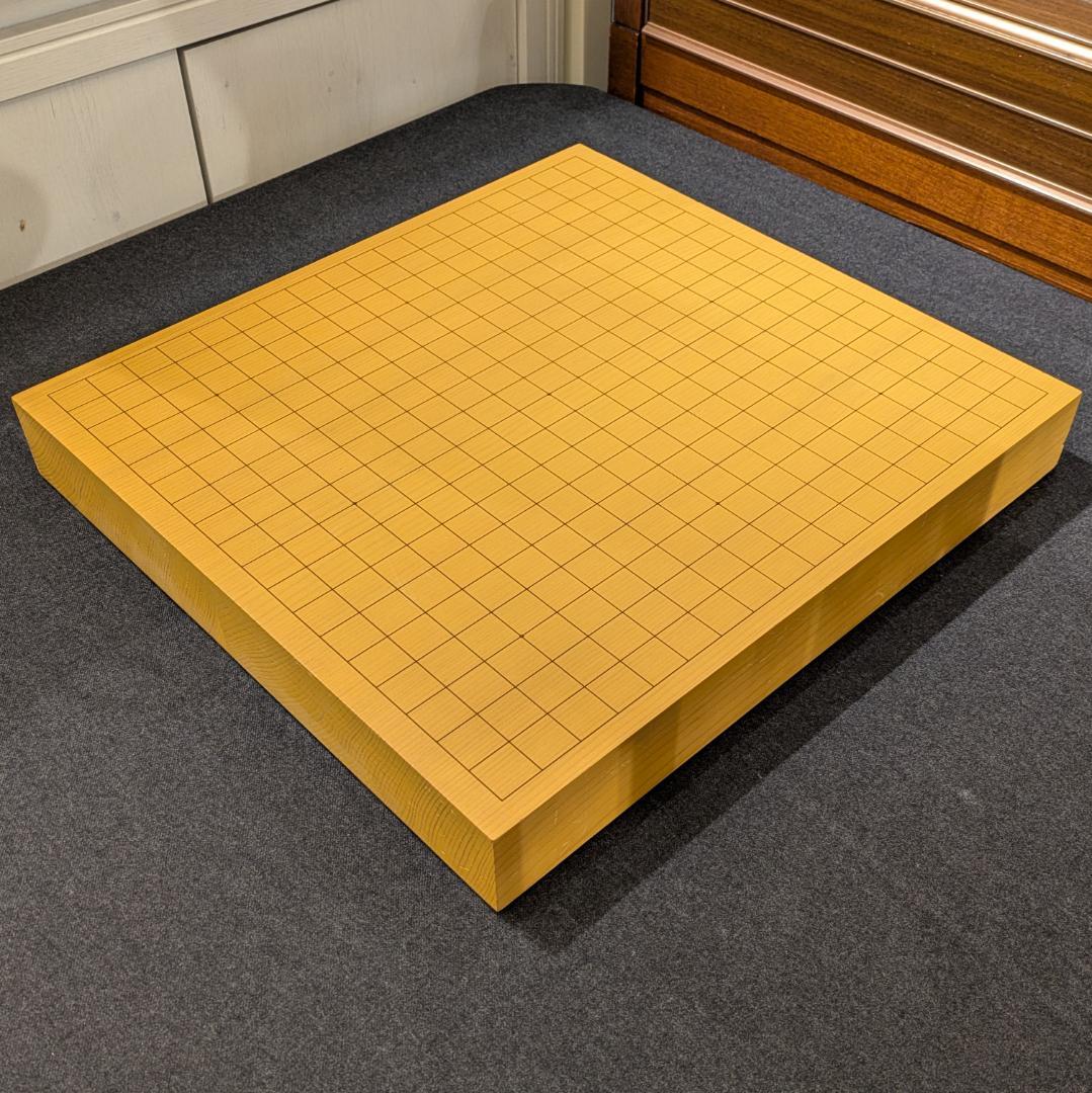 i＋【美品】 囲碁 卓上碁盤 本榧 ハギ板 天地柾 高級天然木 1.8寸 2枚継