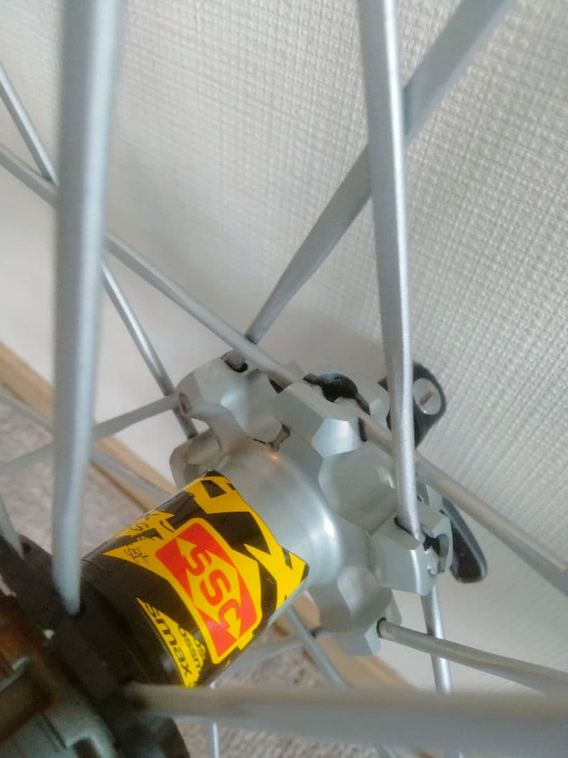 MAVIC CROSSMAXSLチューブレス　 26インチ 完組ホイール