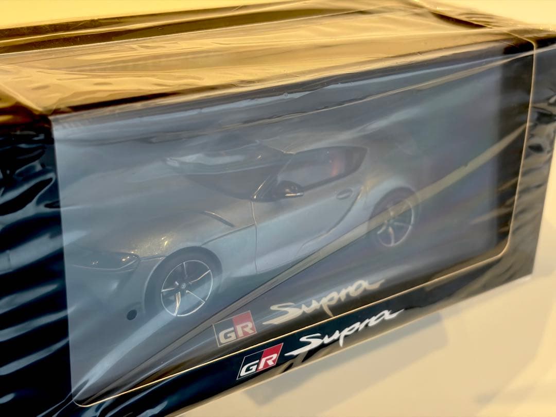 トヨタ GRスープラ ミニカー　未開封　アイスグレーメタリック　カラーサンプル