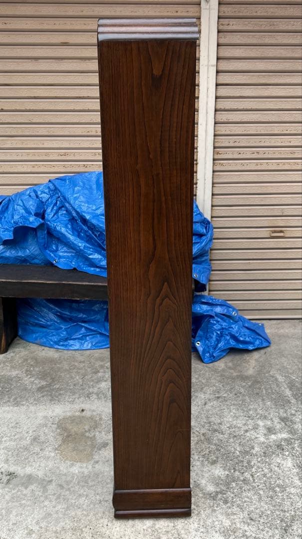 アンティーク　ヴィンテージ　家具　キャビネット　本棚　ブックケース　彫刻　木製