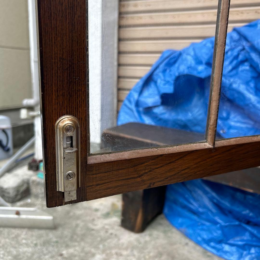 アンティーク　ヴィンテージ　家具　キャビネット　本棚　ブックケース　彫刻　木製