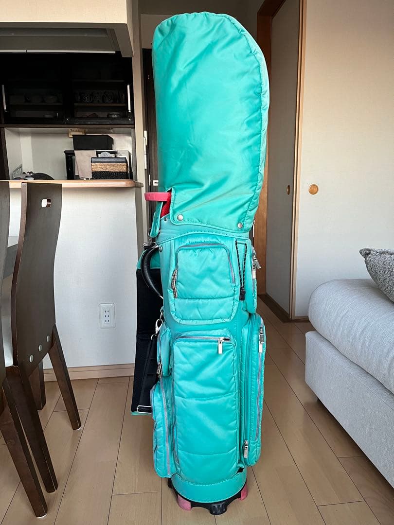 大人気良品ONOFF オノフ カートキャディバッグ 9型軽量メンズ　レディース