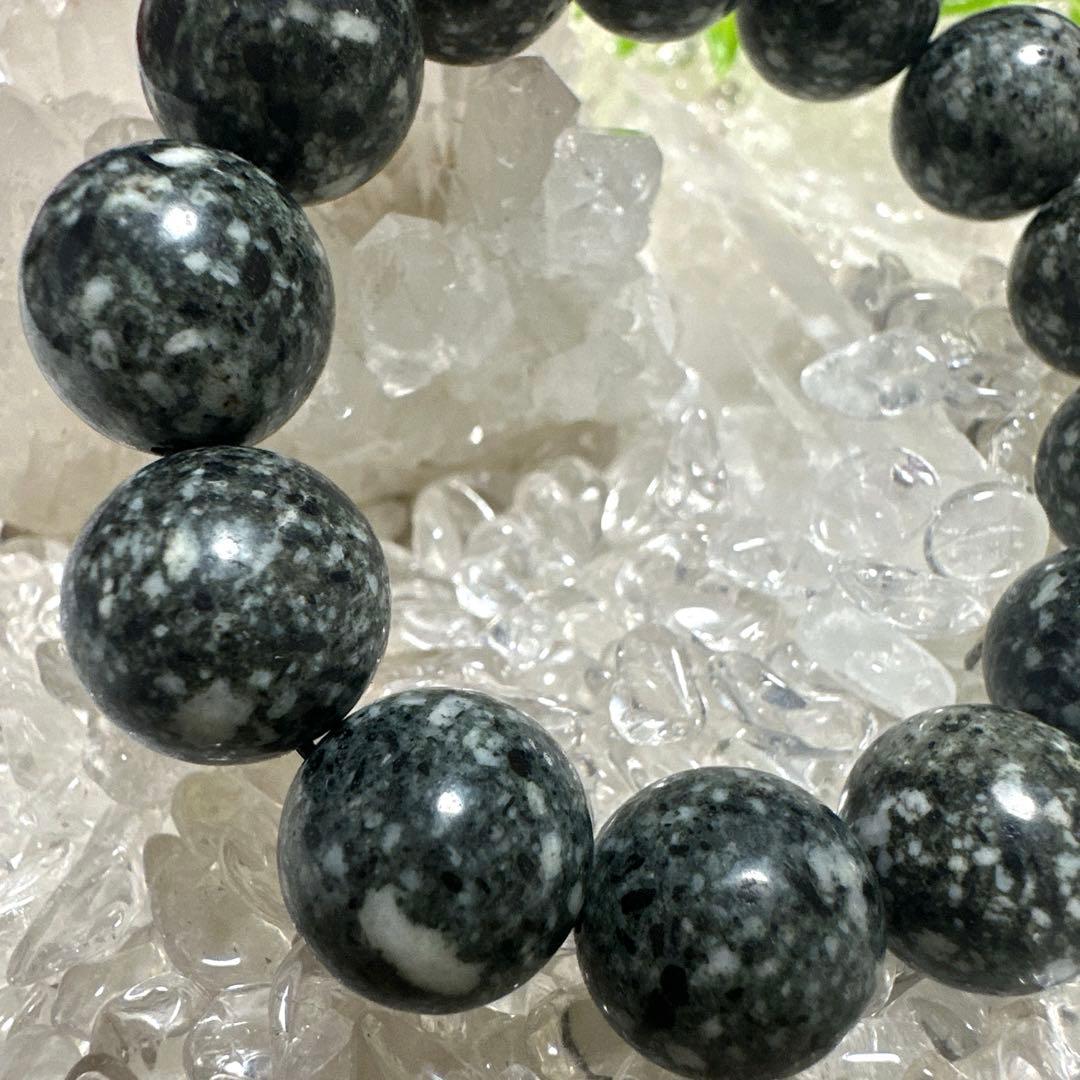 遠野の大地に眠っていた霊石　14mmの珠が龍神のエネルギーと調和し高波動へ導く