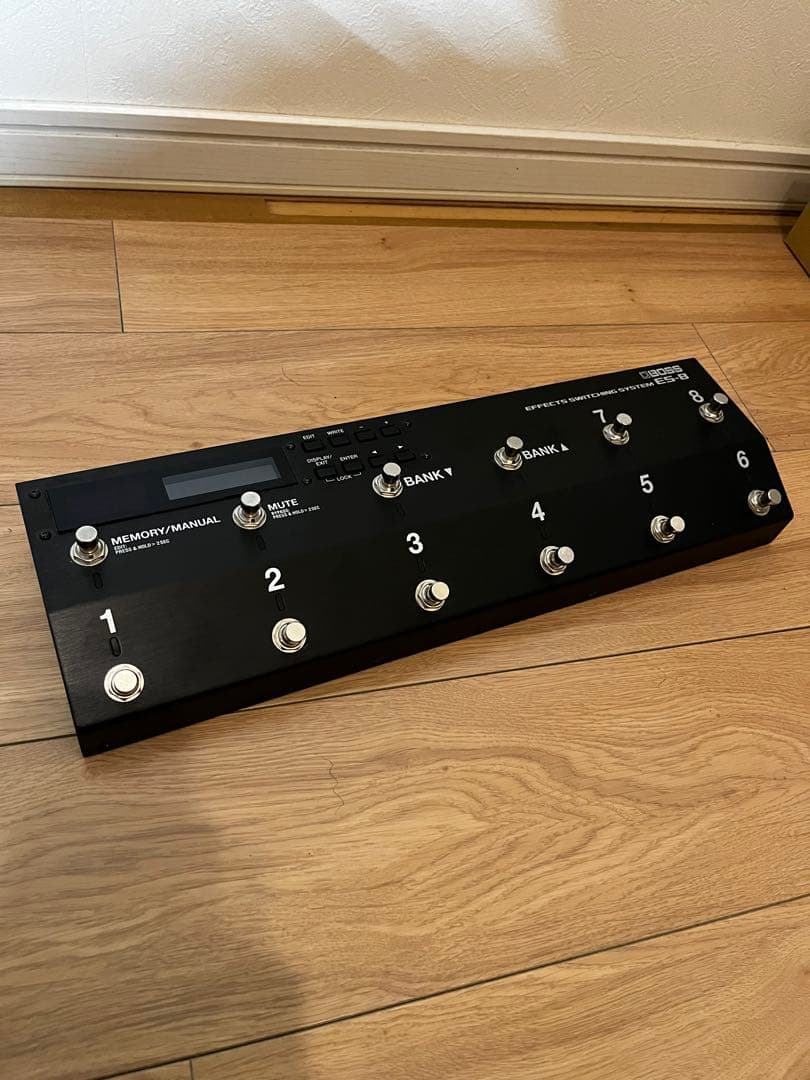 BOSS ES-8 スイッチャー