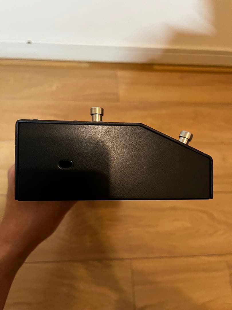 BOSS ES-8 スイッチャー