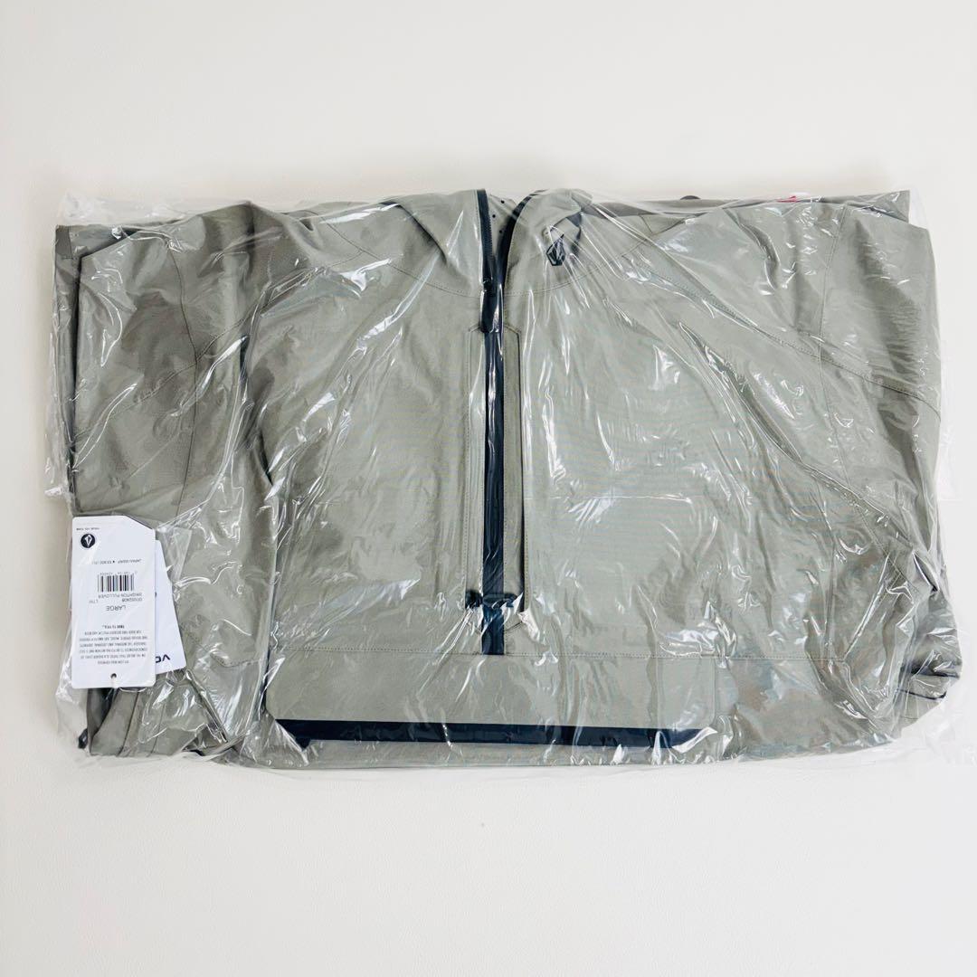 1844【新品タグ付】VOLCOM　スノボウェア　メンズ　プルオーバージャケット