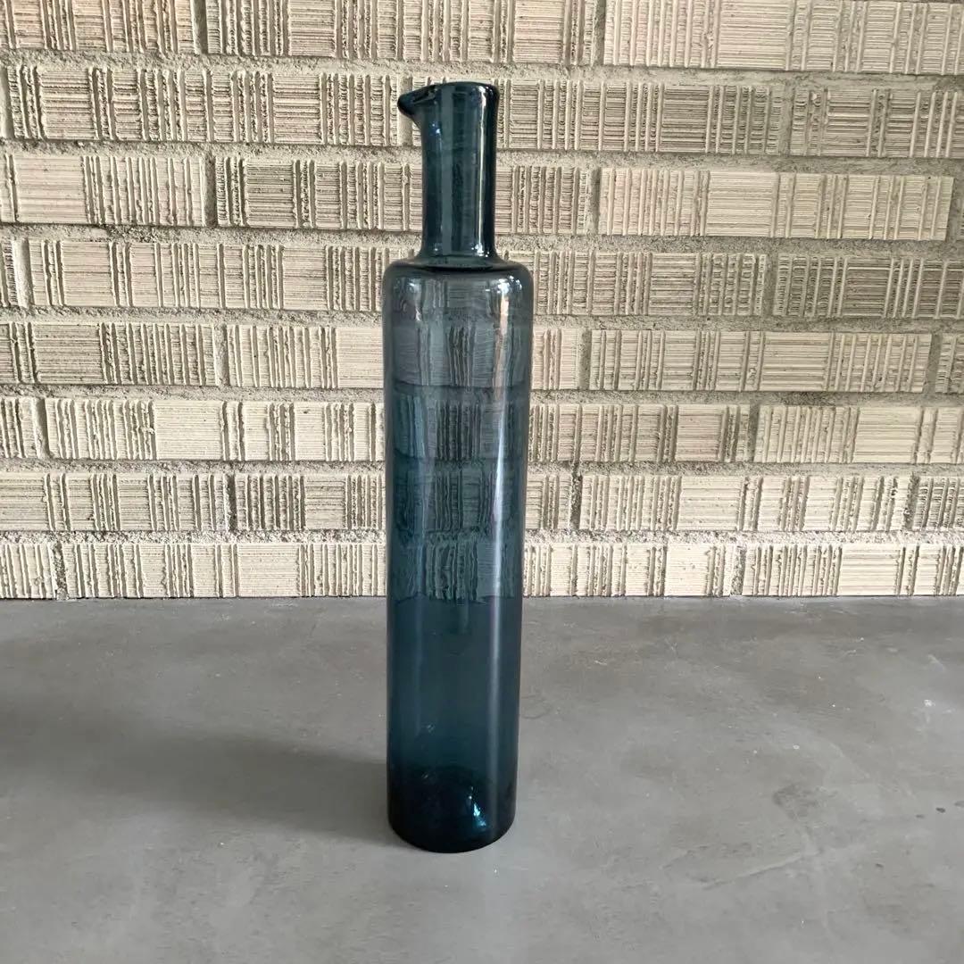 北欧ビンテージナニー・スティル　コリステプッロ　リーヒマエンラシ　ガラスボトル