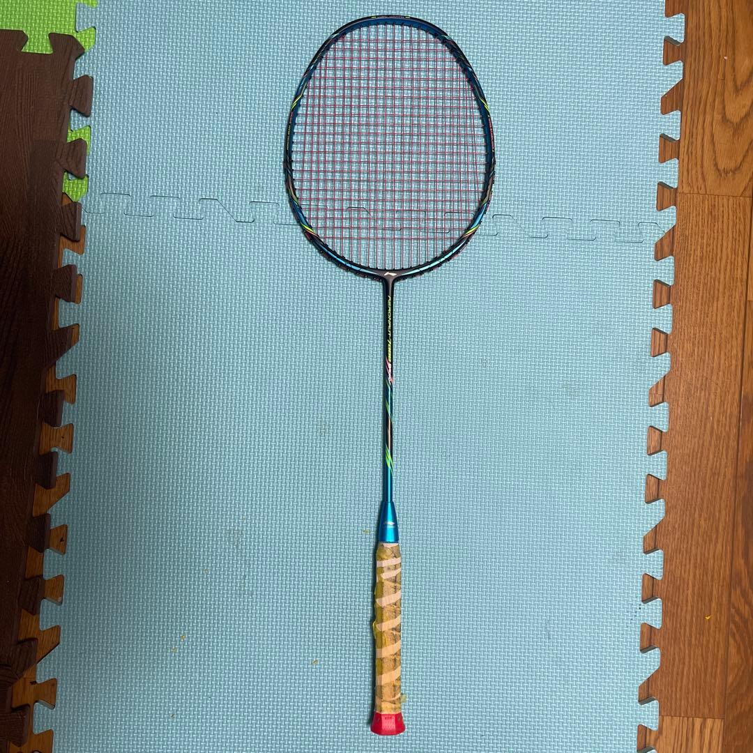 Aeronaut 7000 バドミントンラケット