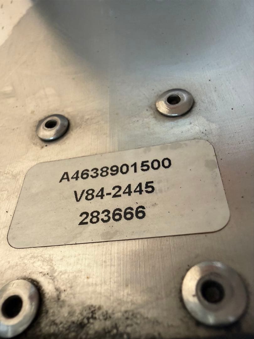 2016年G350d 純正スペアタイヤカバーA4638901500 w463