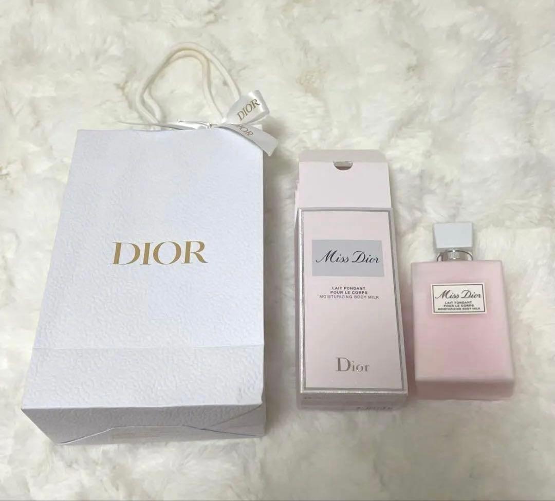 Dior ボディミルク 200ml 専用袋付き　ショッパー　プレゼント　新品