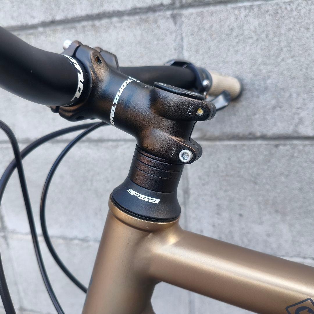 さ*よ様 引取限定　大阪　クロスバイク　油圧　ディスクブレーキ　KONA DEW