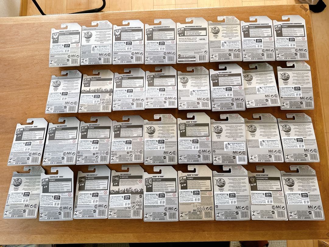 ホットウィール　トゥーンド　34台セット　マスタング　コルベット　ワーゲンetc