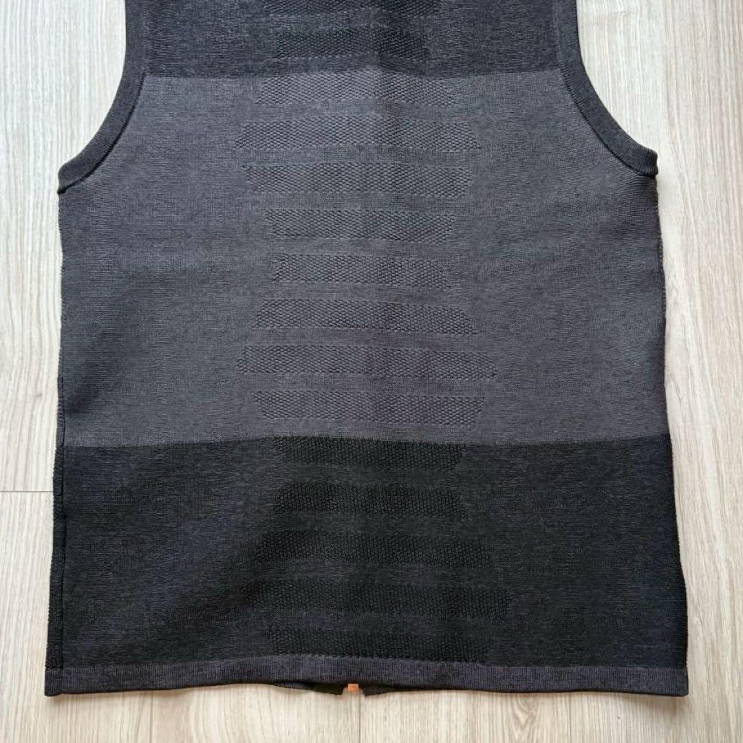 【極美品】デサントゴルフ ニットベスト メランジ ジップアップ M バイカラー