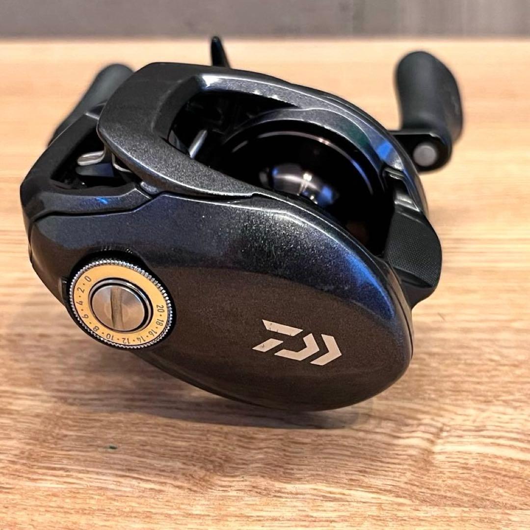 US DAIWA タトゥーラ 100H 6.3 右ハンドル