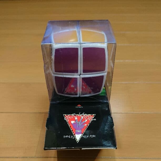 BARNEYS NEW YORK ルービックキューブ