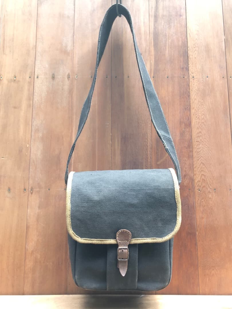 必見！オールドヴィンテージ　極厚帆布 ショルダーバッグ　レア