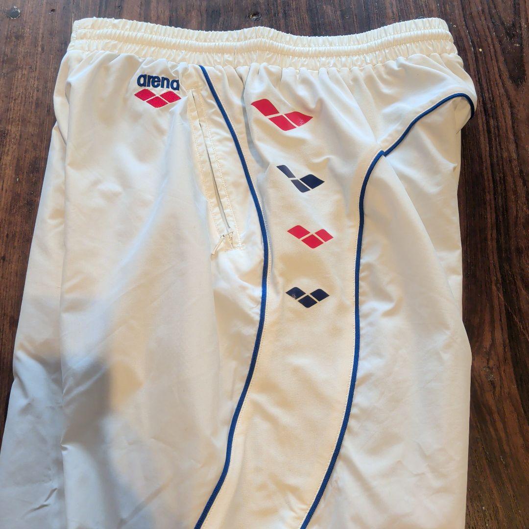 arena アリーナ　トレーニングウェア　上下セット