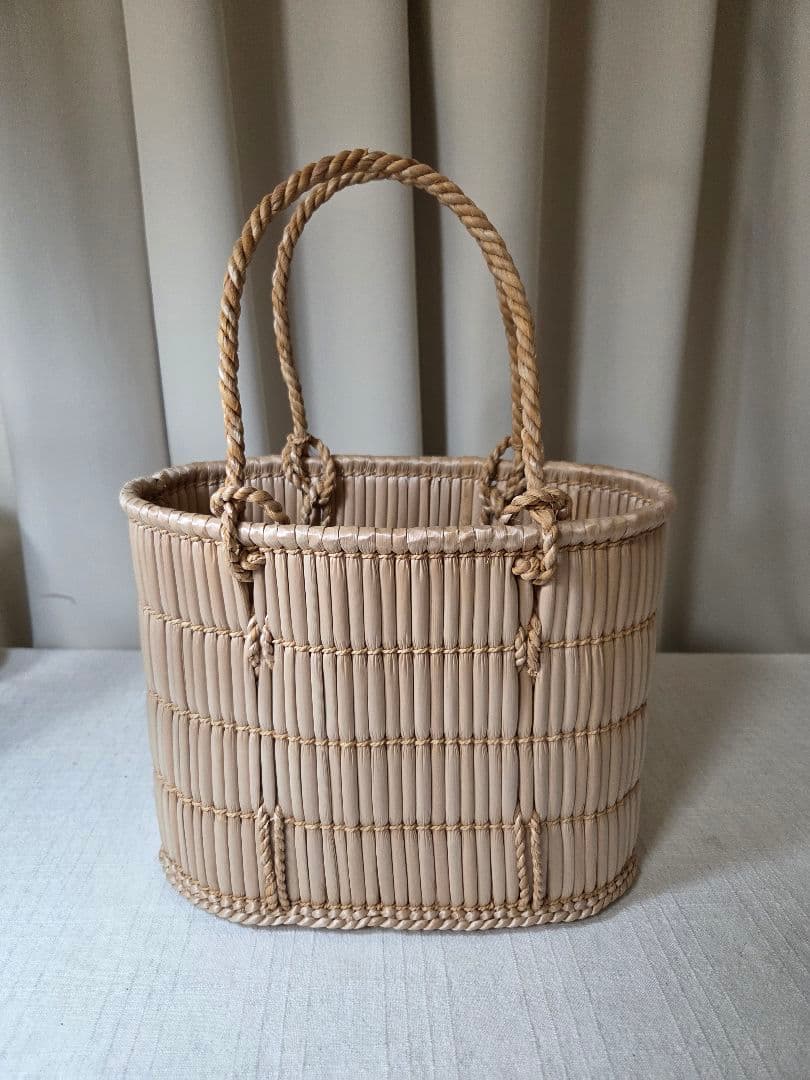 未使用　岡山蒜山がま細工　手提げ(小)