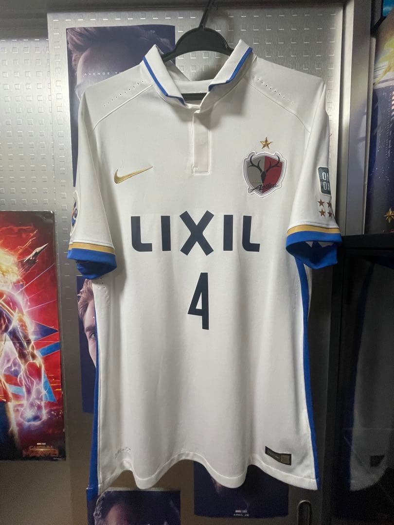 鹿島アントラーズ　レオシルバサイン入り実使用ユニフォーム