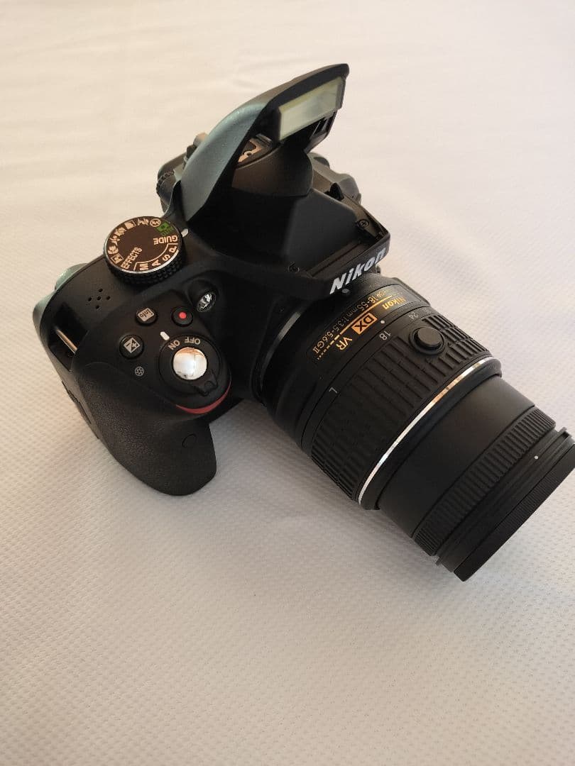 Nikon D3300 18-55 VR II Kit 美品