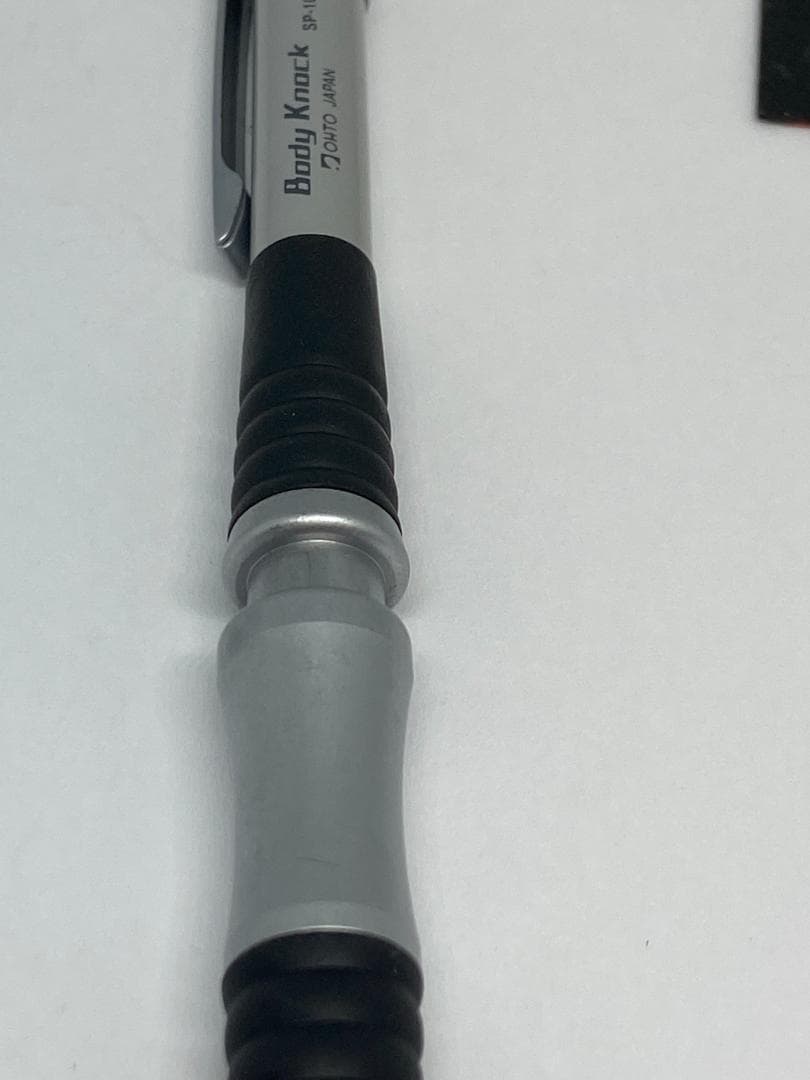 【廃番・製図用・ボディノック】オート／MP0.5/銀色軸+黒色 E