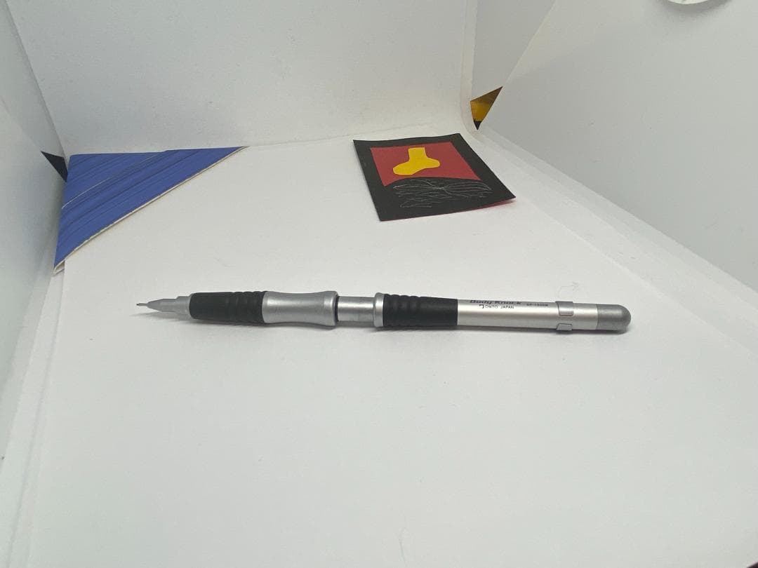 【廃番・製図用・ボディノック】オート／MP0.5/銀色軸+黒色 E