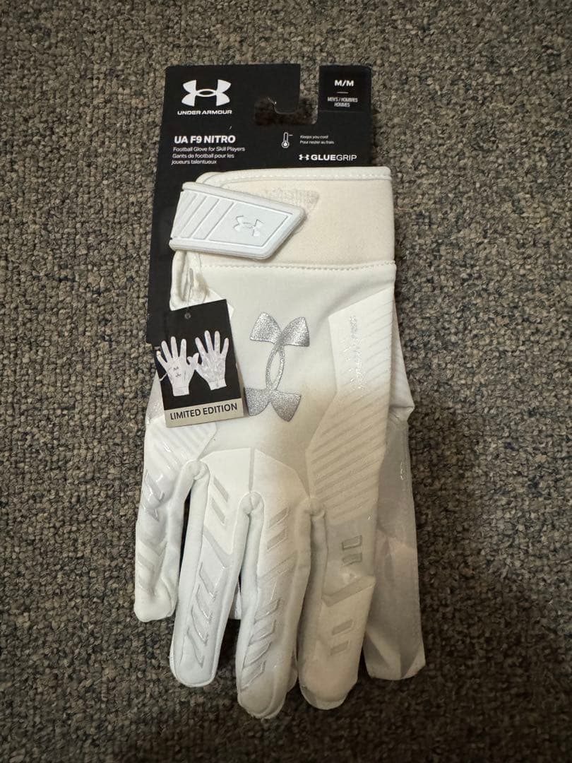 新品未使用 UA F9 NITRO グローブ M/M 限定版