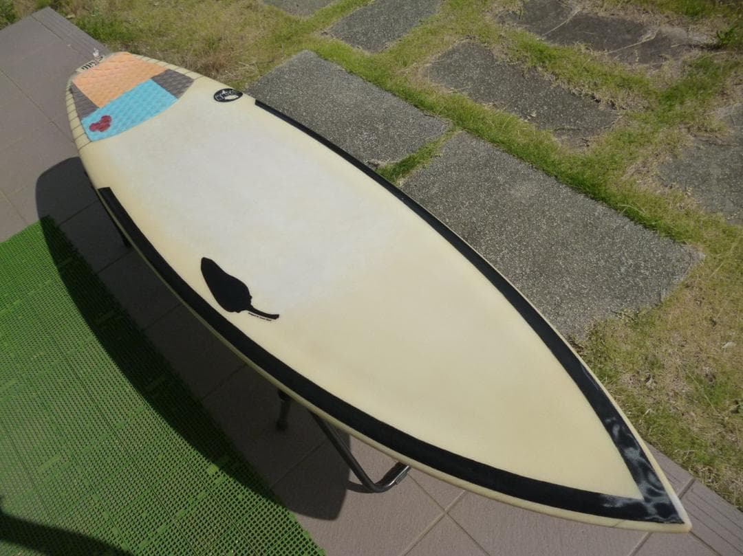 に*ふ様 チリサーフボード「SPAWN」モデル　ショートボード