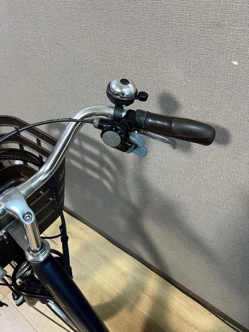 ほぼ新品ブリヂストン電動三輪自転車バッテリーB400 14.3～14.6Ah相当