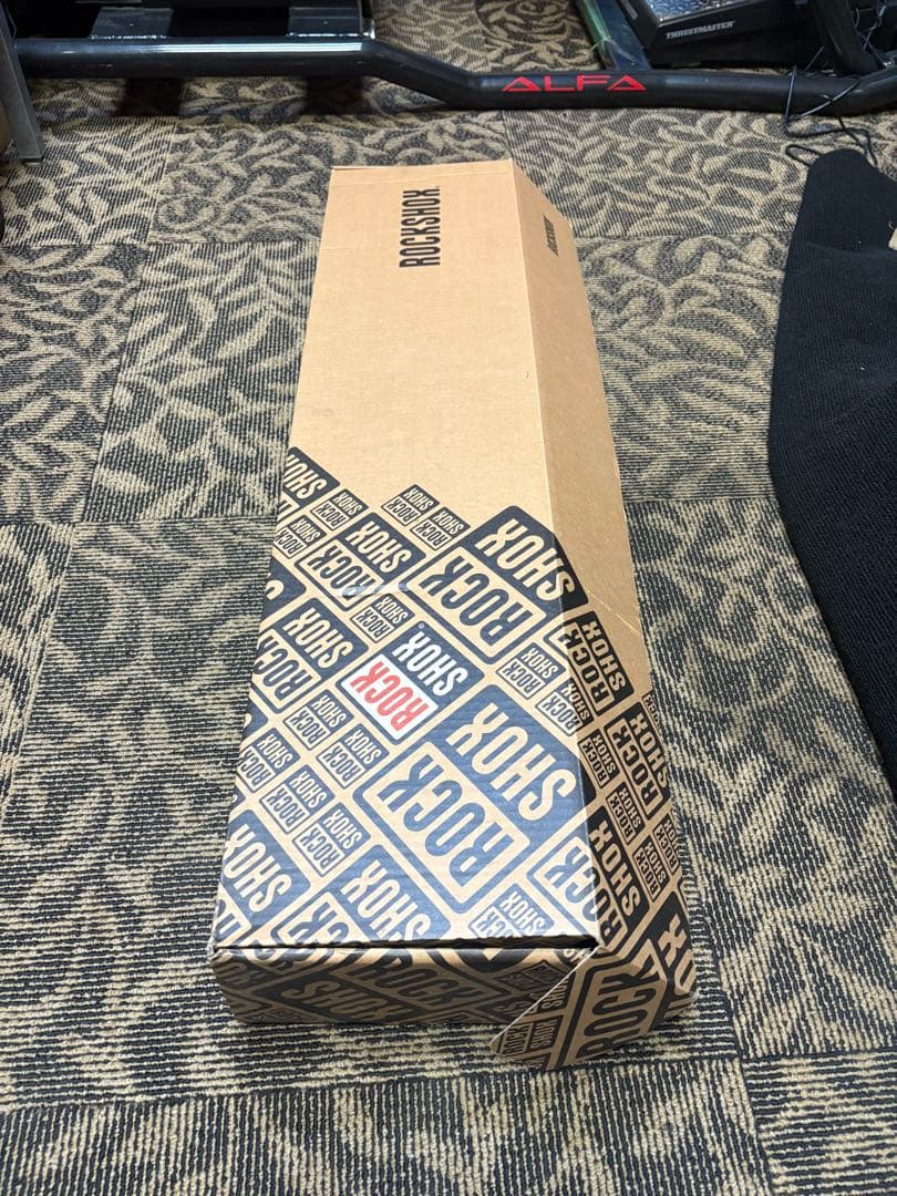 ROCKSHOX YARI RC フロントフォーク