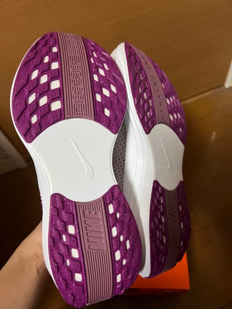 NIKE ペガサスプラス 25.5