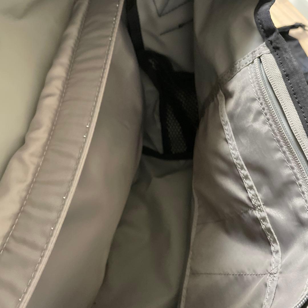 TIMBUK2 ブラック メッセンジャーバッグ