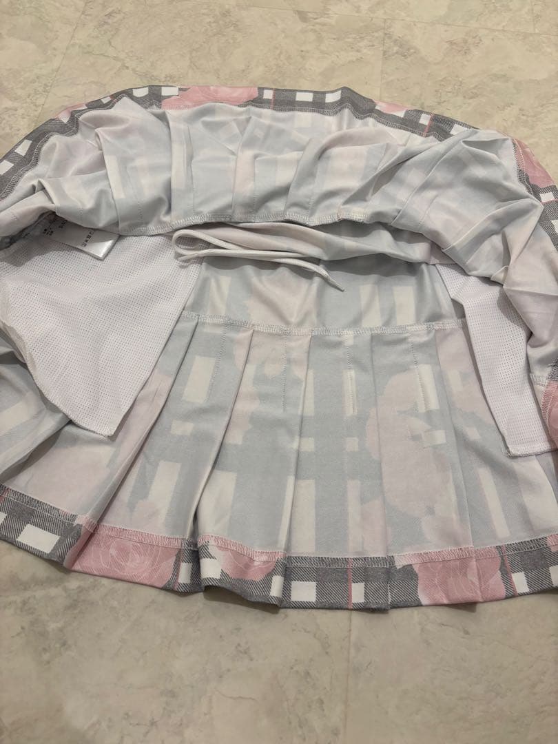 アドミラル　テニスウェアレディース上下セット