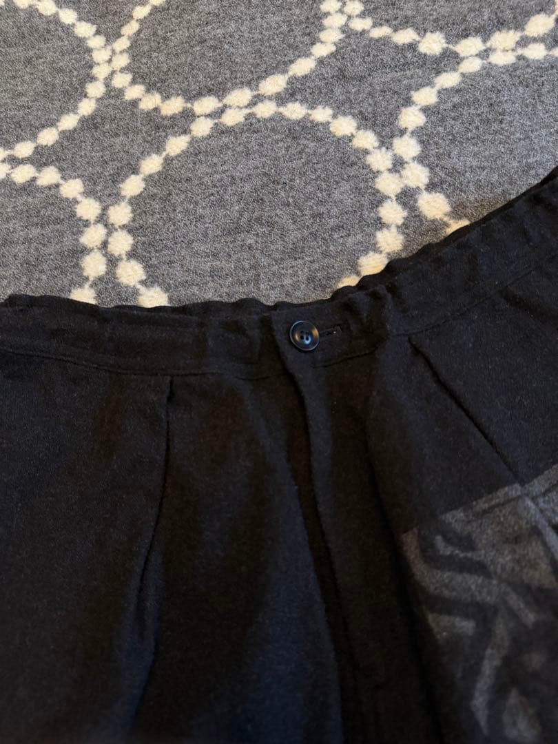 Y's （ワイズ） グラフィックプリント ワイドパンツ