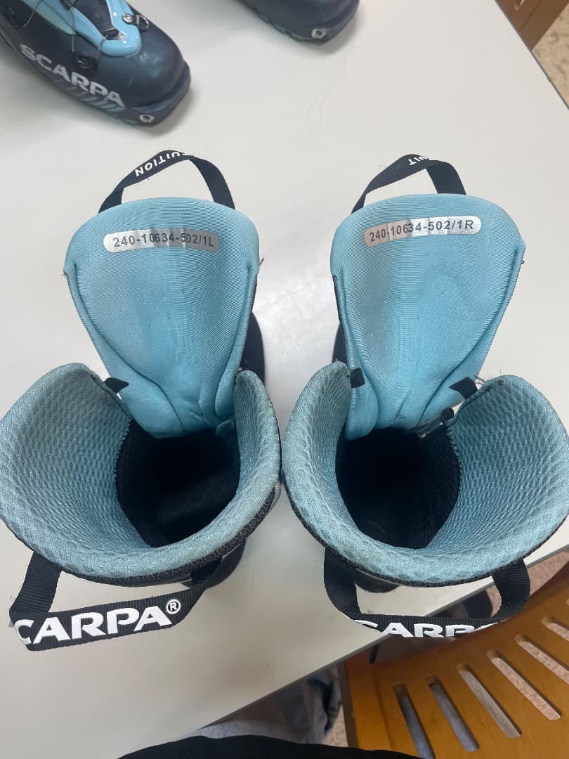 SCARPA F1 スキー用ブーツ 女性用