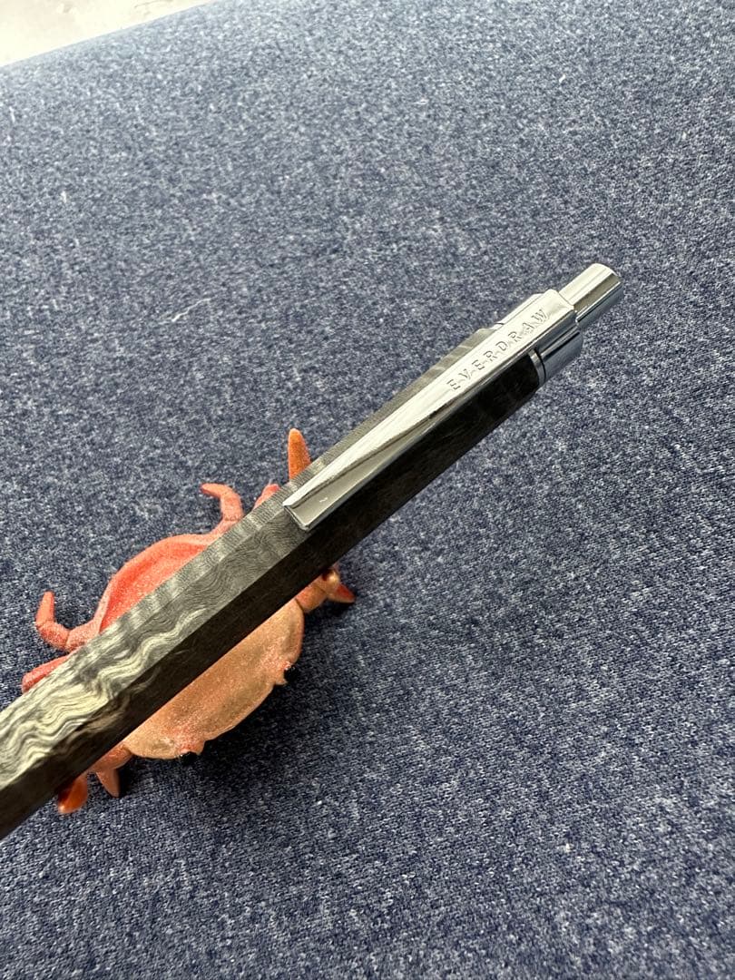 ラダイト　エバードロー　laddite EVERDRAW ピンバッチ付き