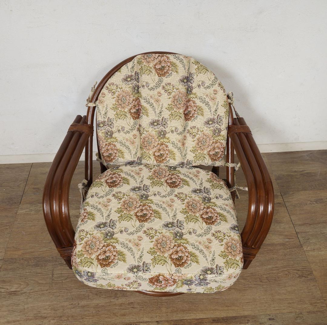 高級　籐　回転座椅子　イス　椅子　スツール ジャガー織り生地