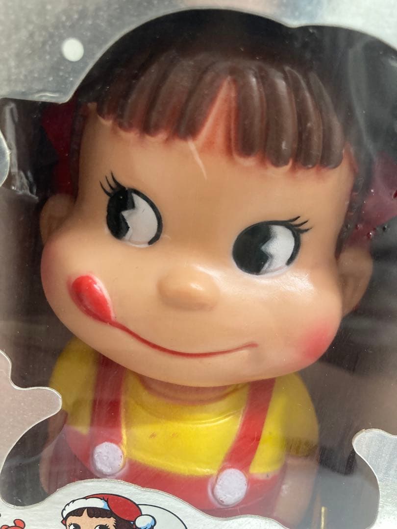 不二家クリスマスセール菓子詰合せペコちゃん型容器箱付