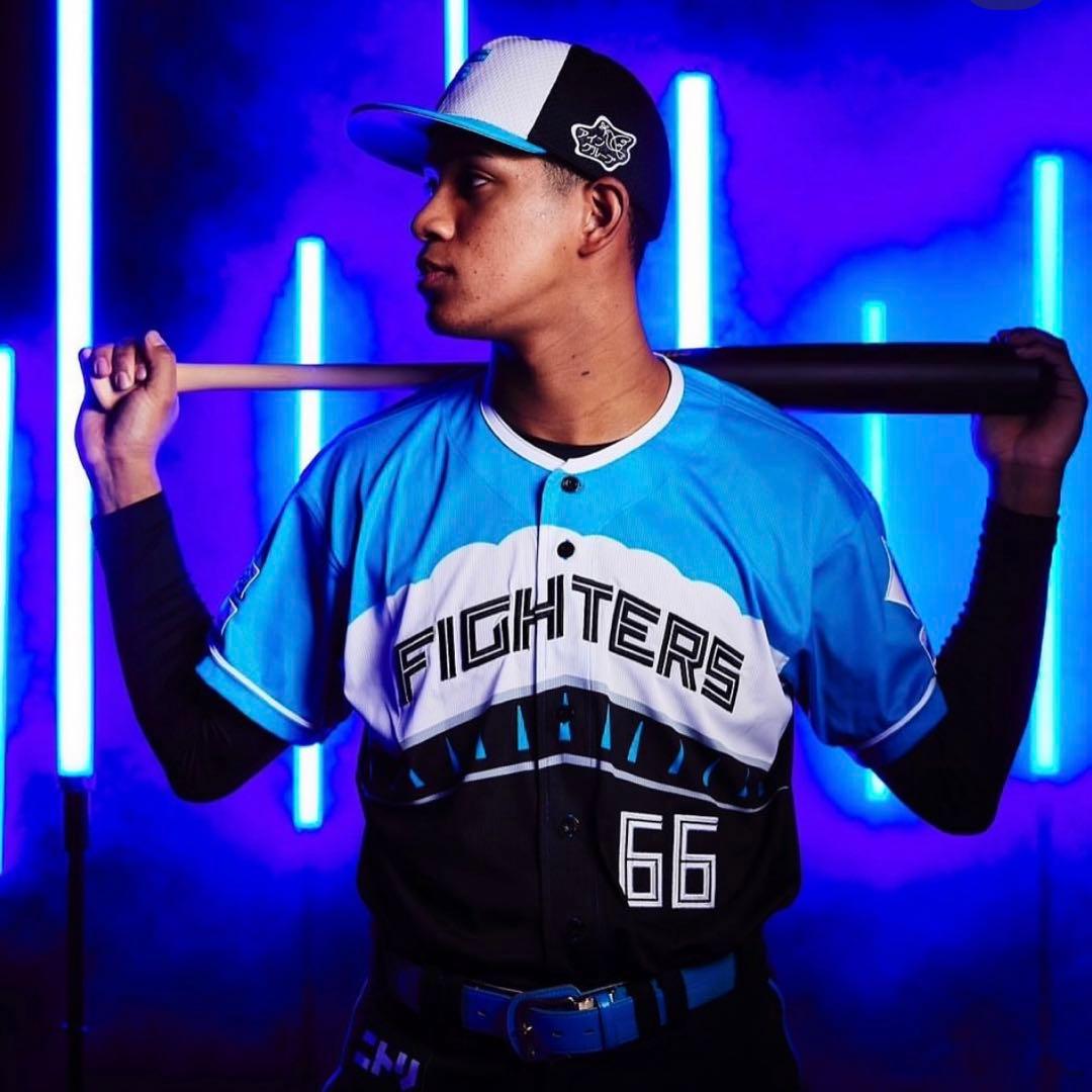 美品2025レプリカユニフォーム66 FIGHTERS